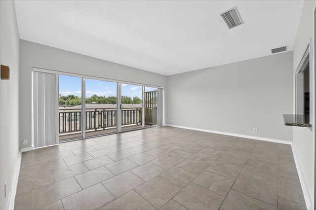6211 W Northwest Highway G312, Dallas, TX 75225