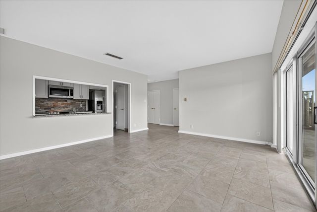 6211 W Northwest Highway G312, Dallas, TX 75225