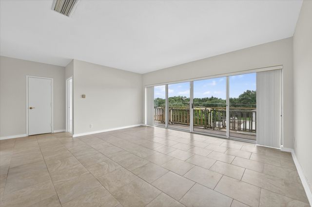 6211 W Northwest Highway G312, Dallas, TX 75225