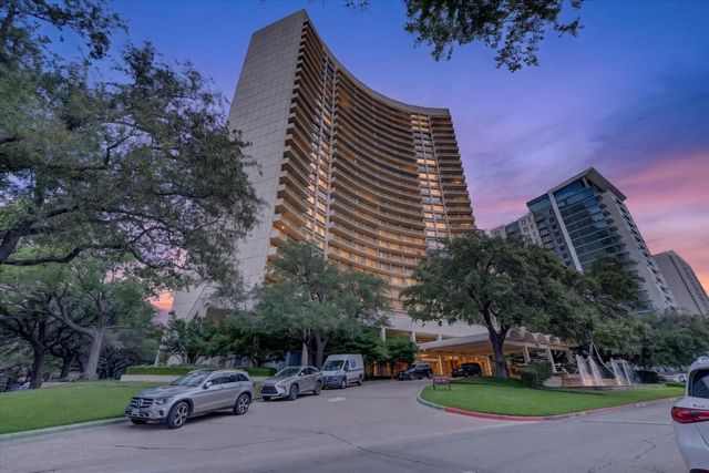 6211 W Northwest Highway G312, Dallas, TX 75225