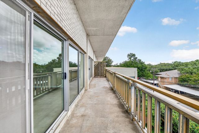 6211 W Northwest Highway G312, Dallas, TX 75225