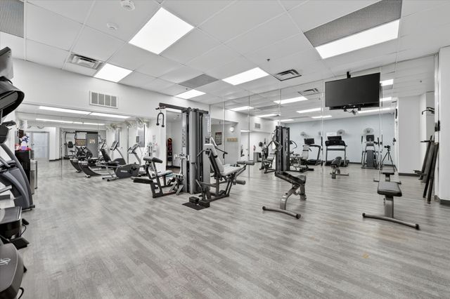6211 W Northwest Highway G312, Dallas, TX 75225
