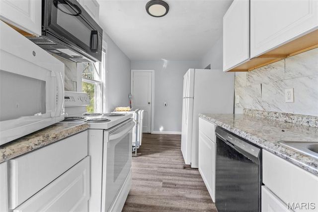 5634 Helen Avenue, St Louis, MO 63136