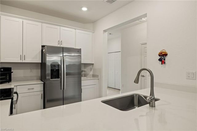 2934 Citrus ST, Naples, FL 34120