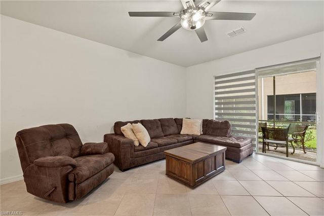 2934 Citrus ST, Naples, FL 34120