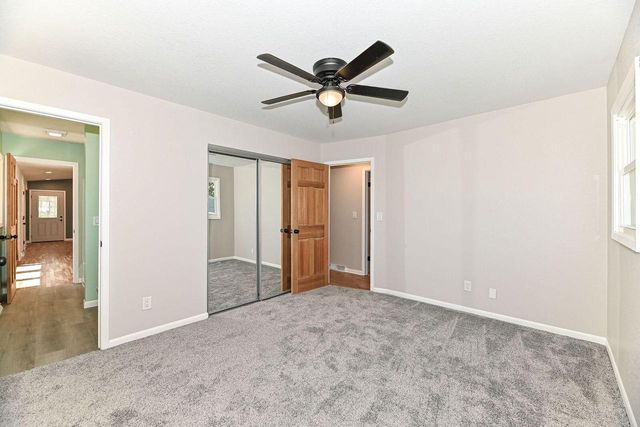 8122 Wake Forest DRIVE, Oak Creek, WI 53154