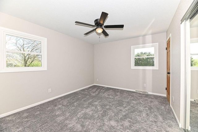 8122 Wake Forest DRIVE, Oak Creek, WI 53154