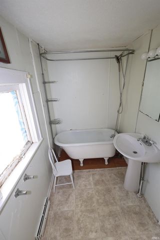 1617 E 4th Street, Mishawaka, IN 46544