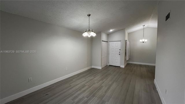 2810 N Oakland Forest Dr 313, Oakland Park, FL 33309