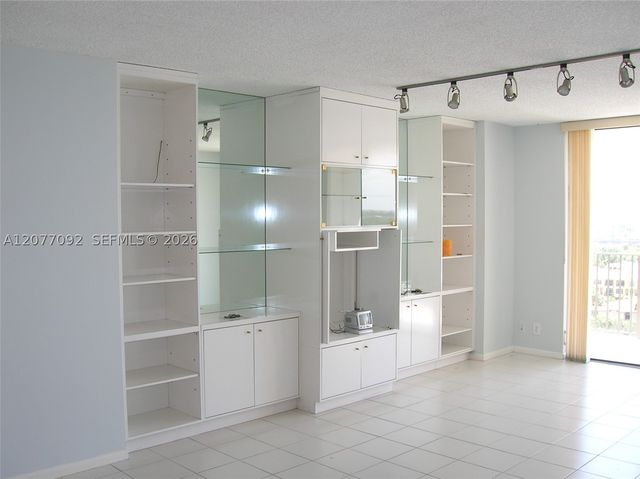 18151 NE 31st Ct 1707, Aventura, FL 33160