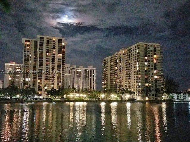 18151 NE 31st Ct 1707, Aventura, FL 33160