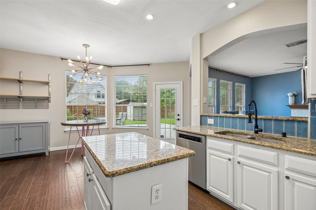 401 Winged Foot Lane, Garland, TX 75044