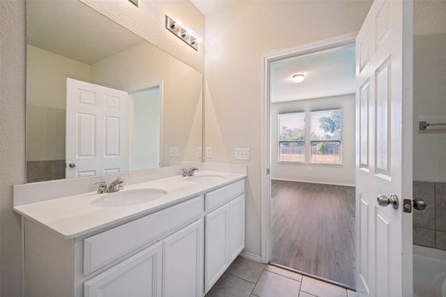 1926 Trace Drive, Aubrey, TX 76227