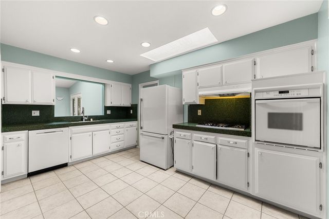 28851 Thornhill, Sun City, CA 92586