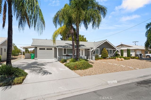 28851 Thornhill, Sun City, CA 92586