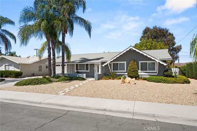 28851 Thornhill, Sun City, CA 92586