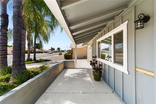 28851 Thornhill, Sun City, CA 92586