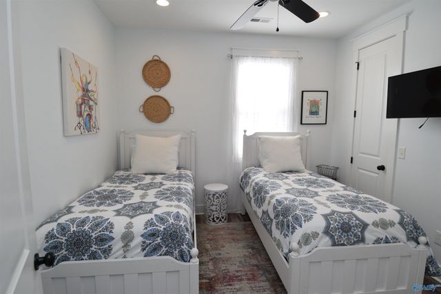 3226 Hardin Road, Guntersville, AL 35976