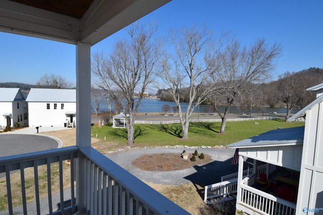 3226 Hardin Road, Guntersville, AL 35976