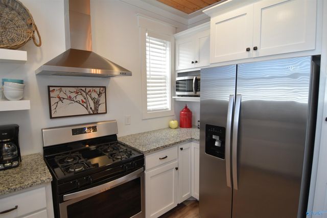 3226 Hardin Road, Guntersville, AL 35976