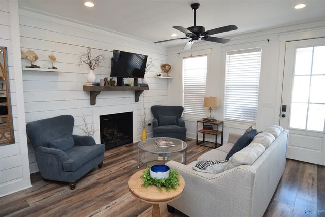 3226 Hardin Road, Guntersville, AL 35976