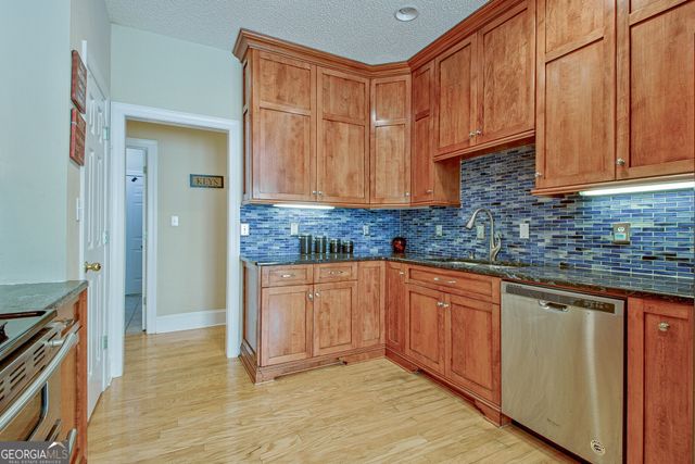 100 Clydesdale Court, Tyrone, GA 30290