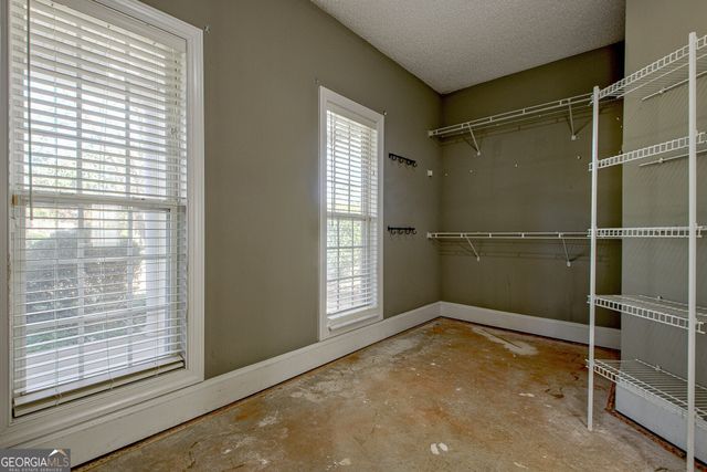 100 Clydesdale Court, Tyrone, GA 30290