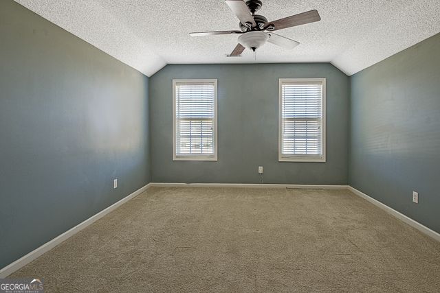 100 Clydesdale Court, Tyrone, GA 30290