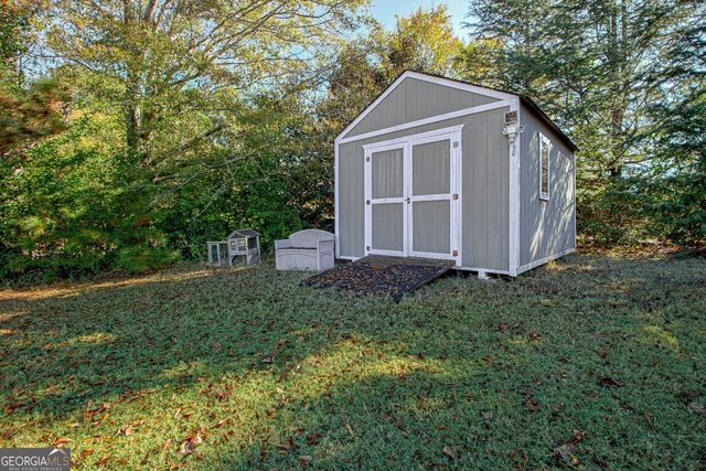 100 Clydesdale Court, Tyrone, GA 30290