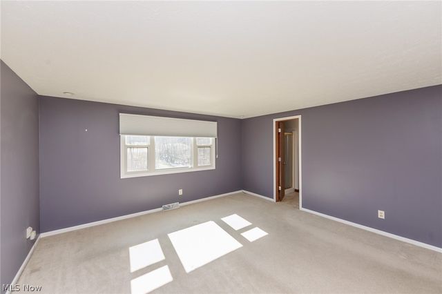 45 River Road, Hinckley, OH 44233