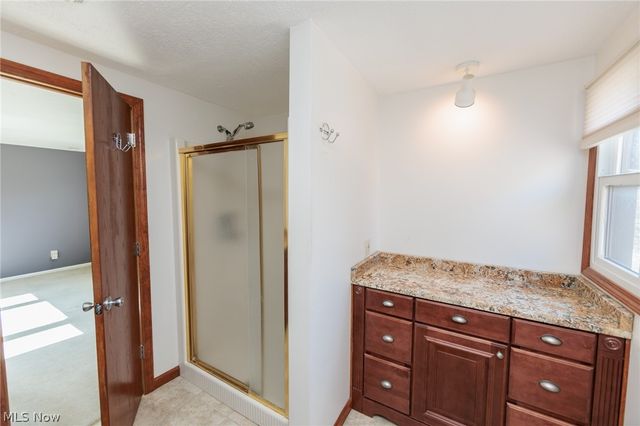 45 River Road, Hinckley, OH 44233