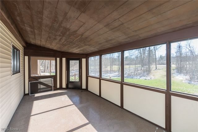 45 River Road, Hinckley, OH 44233