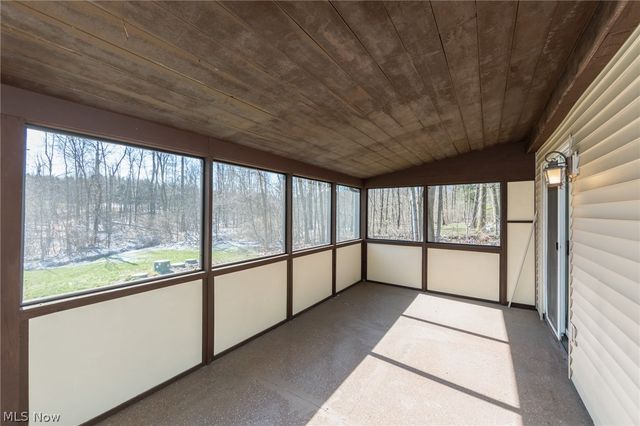 45 River Road, Hinckley, OH 44233