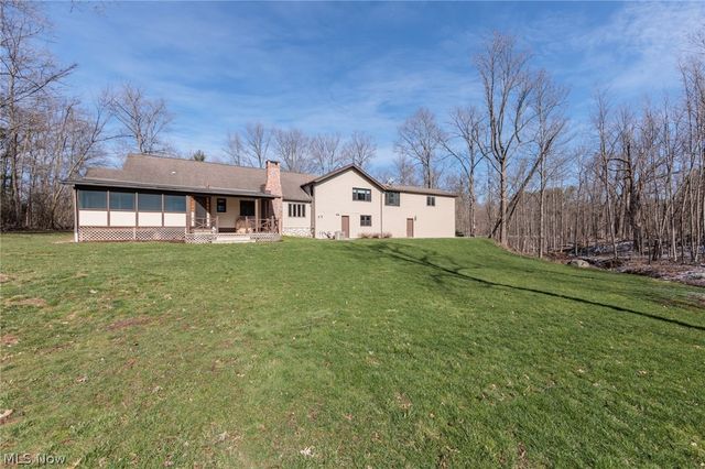 45 River Road, Hinckley, OH 44233