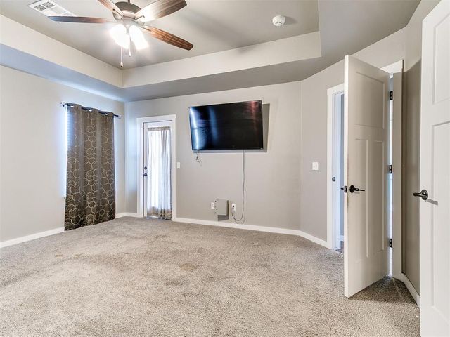 3600 Upland Ridge Drive, Yukon, OK 73099