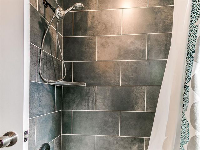 3600 Upland Ridge Drive, Yukon, OK 73099