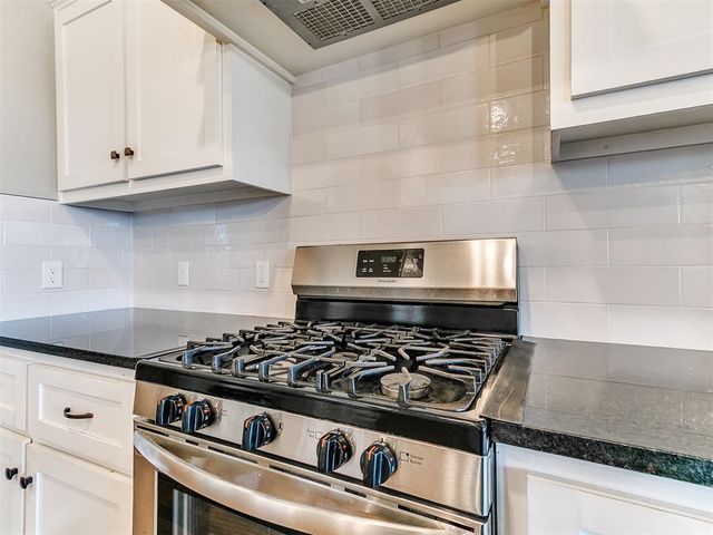 3600 Upland Ridge Drive, Yukon, OK 73099