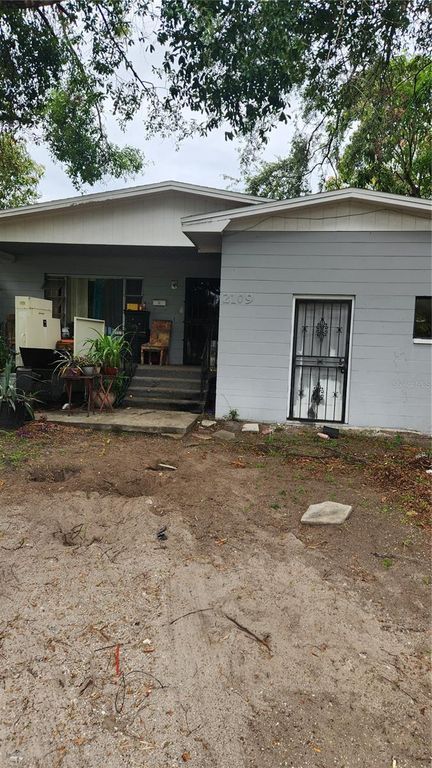 Image 1 of property listing at 2109 W GRACE STREET, Tampa, FL 33607