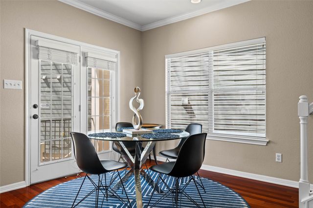411 W St Elmo RD 24, Austin, TX 78745