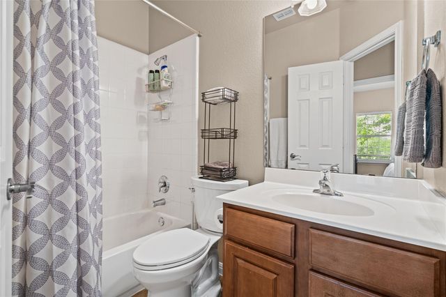 411 W St Elmo RD 24, Austin, TX 78745