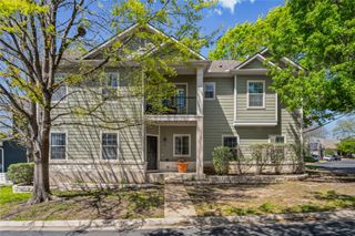411 W St Elmo RD 24, Austin, TX 78745