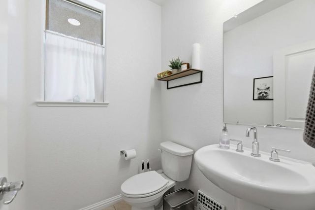 5752 Vibrant Loop, San Jose, CA 95119