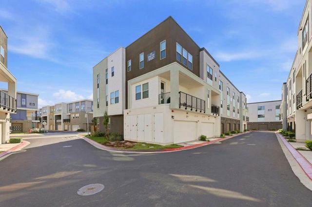 5752 Vibrant Loop, San Jose, CA 95119