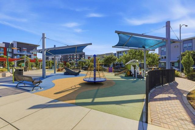 5752 Vibrant Loop, San Jose, CA 95119