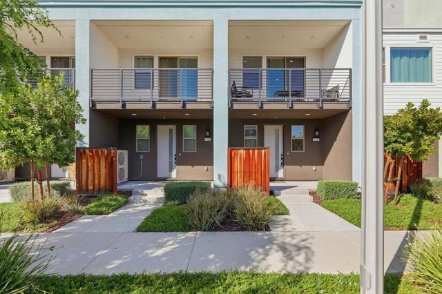 5752 Vibrant Loop, San Jose, CA 95119