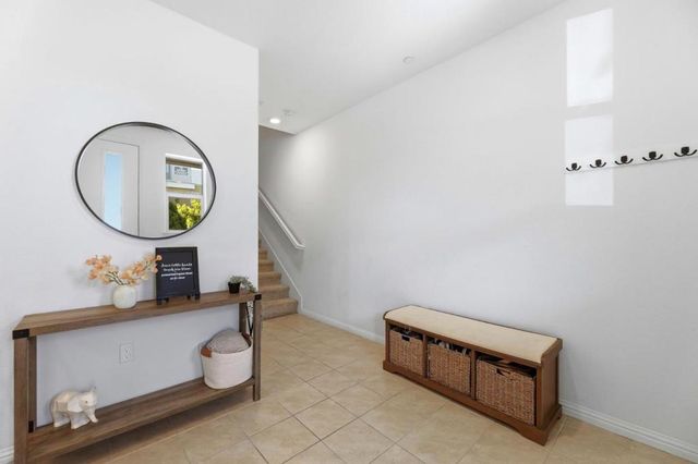 5752 Vibrant Loop, San Jose, CA 95119