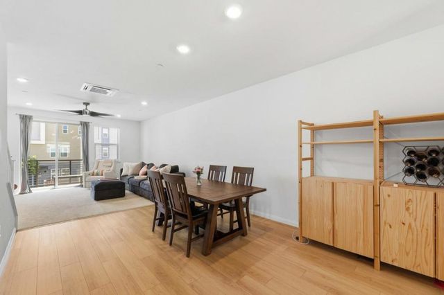 5752 Vibrant Loop, San Jose, CA 95119