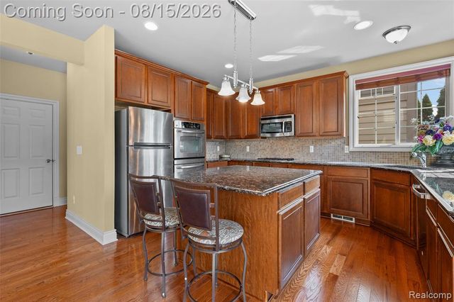 3809 Yorba Linda Boulevard, Royal Oak, MI 48073