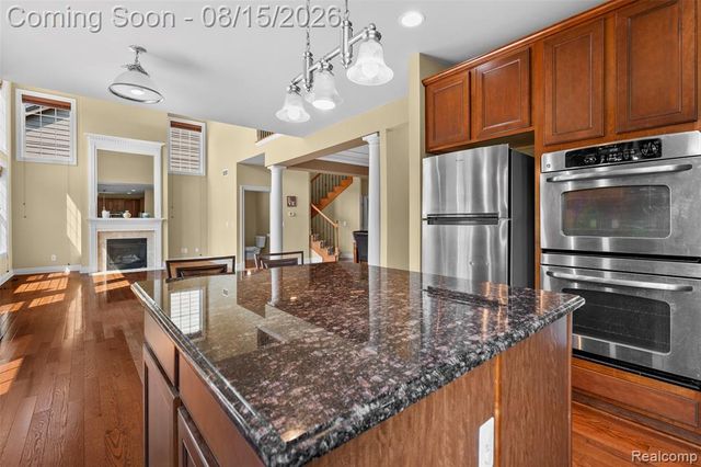 3809 Yorba Linda Boulevard, Royal Oak, MI 48073