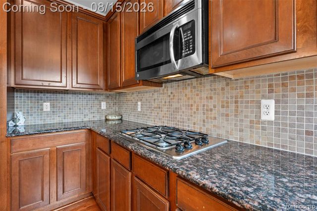 3809 Yorba Linda Boulevard, Royal Oak, MI 48073
